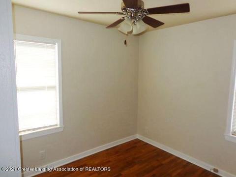 739 Fitting Ave, Lansing, MI 48917 photo 16