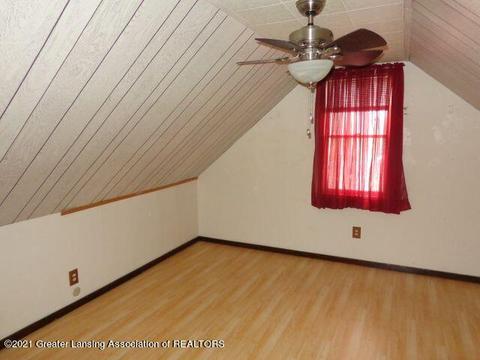 739 Fitting Ave, Lansing, MI 48917 photo 21