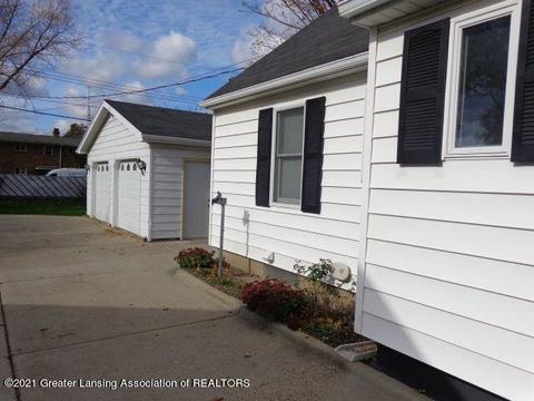 739 Fitting Ave, Lansing, MI 48917 photo 3