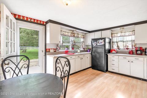 2399 Eifert Rd, Holt, MI 48842 photo 7
