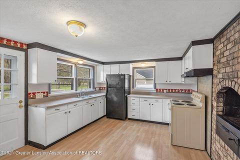 2399 Eifert Rd, Holt, MI 48842 photo 5