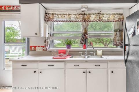 2399 Eifert Rd, Holt, MI 48842 photo 8