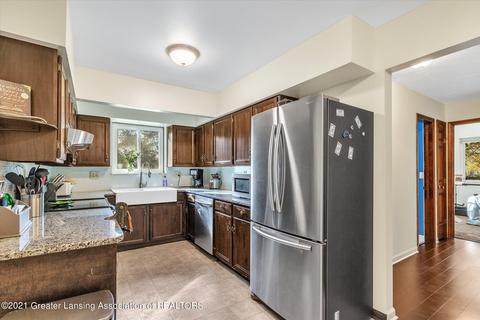 8927 Coleman Rd, Haslett, MI 48840 photo 8
