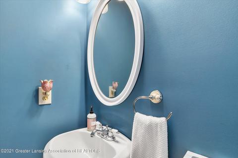 8927 Coleman Rd, Haslett, MI 48840 photo 22