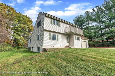 8927 Coleman Rd, Haslett, MI 48840 photo 2