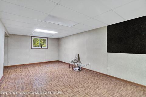 8927 Coleman Rd, Haslett, MI 48840 photo 36