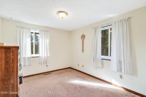 8927 Coleman Rd, Haslett, MI 48840 photo 26