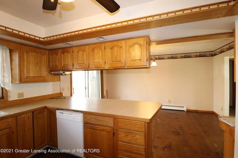 6860 W Howe Rd, Dewitt, MI 48820 photo 7