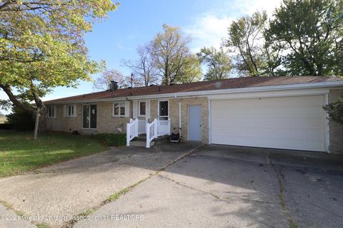 6860 W Howe Rd, Dewitt, MI 48820 photo 2