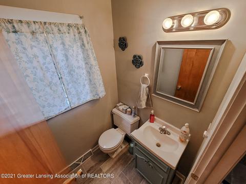 603 Devon Dr, Eaton Rapids, MI 48827 photo 7