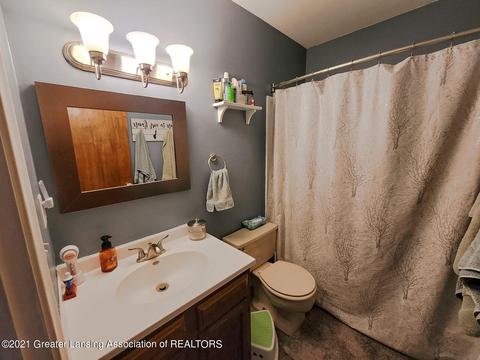603 Devon Dr, Eaton Rapids, MI 48827 photo 8