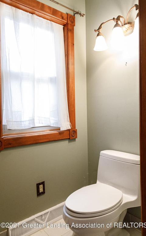 6375 W Lake Dr, Haslett, MI 48840 photo 32