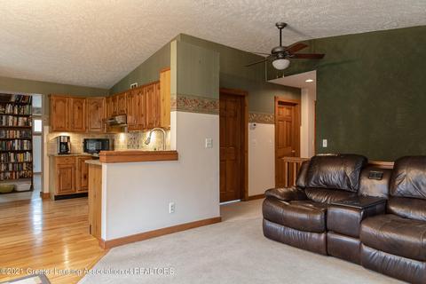 6375 W Lake Dr, Haslett, MI 48840 photo 7