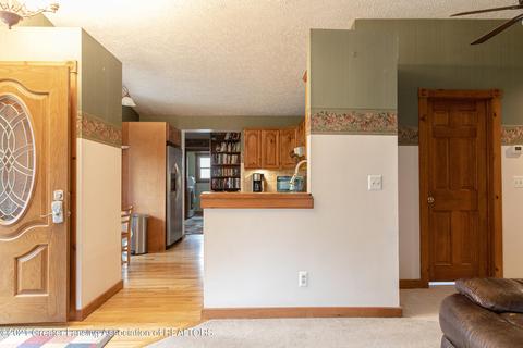 6375 W Lake Dr, Haslett, MI 48840 photo 4