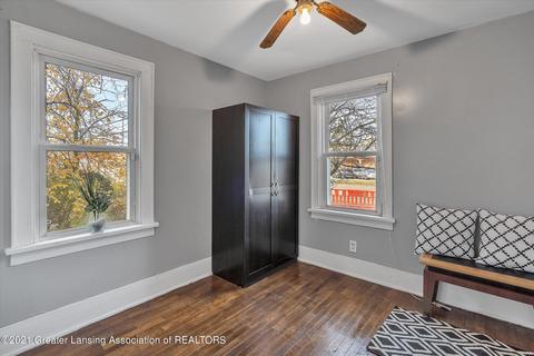 560 E Jolly Rd, Lansing, MI 48910 photo 20
