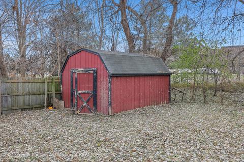 560 E Jolly Rd, Lansing, MI 48910 photo 35