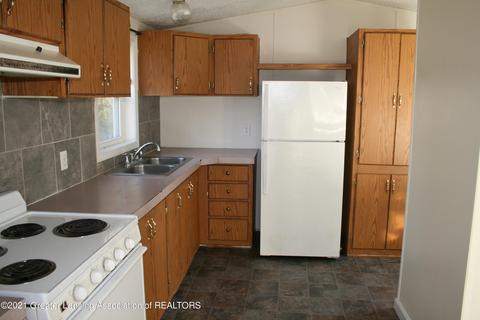 6558 E Tupper Lake Rd, Sunfield, MI 48890 photo 9