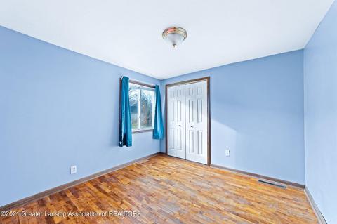 16404 Griswold Rd, Lansing, MI 48906 photo 10