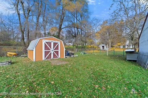 16404 Griswold Rd, Lansing, MI 48906 photo 18