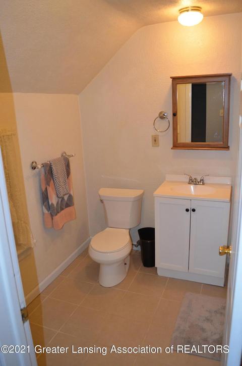 809 June St, Lansing, MI 48906 photo 24
