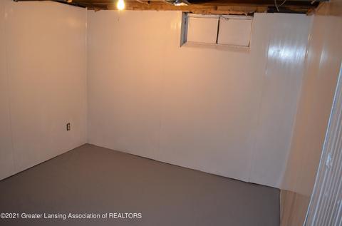 809 June St, Lansing, MI 48906 photo 28