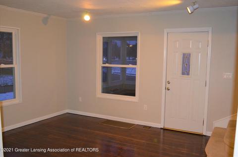 809 June St, Lansing, MI 48906 photo 8