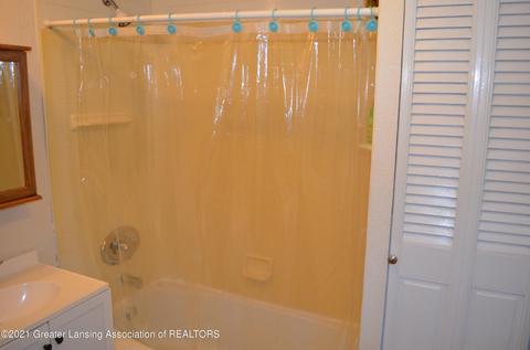 809 June St, Lansing, MI 48906 photo 25