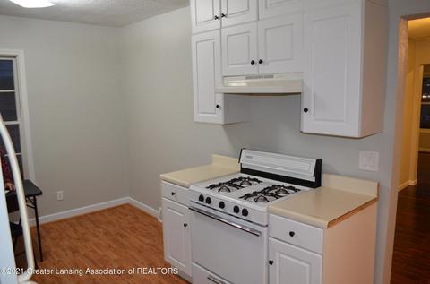809 June St, Lansing, MI 48906 photo 16