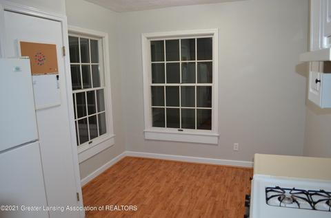 809 June St, Lansing, MI 48906 photo 17