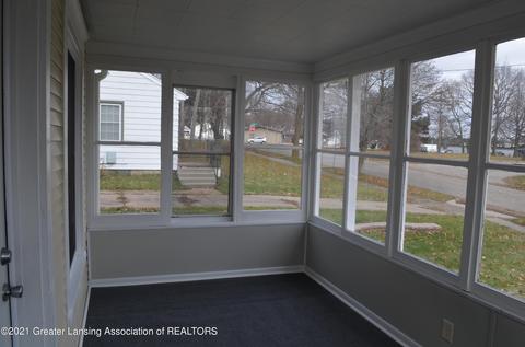 809 June St, Lansing, MI 48906 photo 5