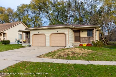 204 E Chimney Hill Dr, Dewitt, MI 48820 photo 1