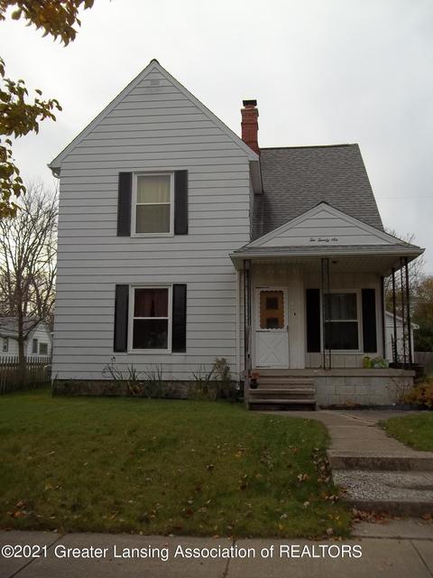 226 S Main St, Perry, MI 48872 photo 2