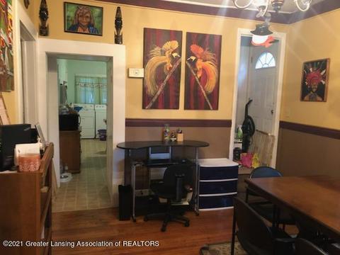 226 S Main St, Perry, MI 48872 photo 6