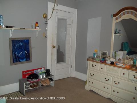 226 S Main St, Perry, MI 48872 photo 26