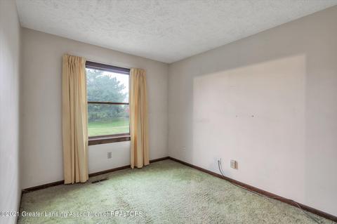 2205 Piney Point Dr, Lansing, MI 48917 photo 23
