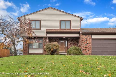 2205 Piney Point Dr, Lansing, MI 48917 photo 1