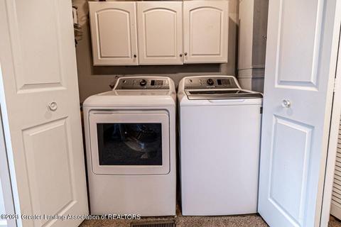 302 E Clark St, Saint Johns, MI 48879 photo 11