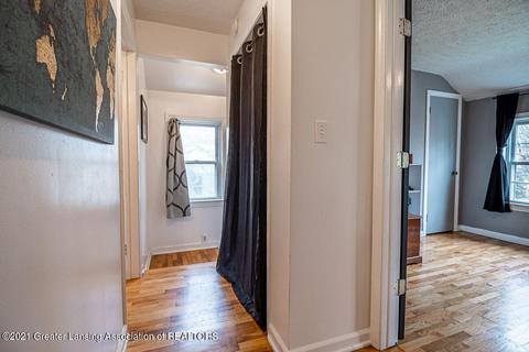 302 E Clark St, Saint Johns, MI 48879 photo 16