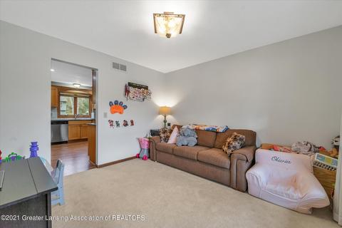 1841 Persimmon Path, Holt, MI 48842 photo 16
