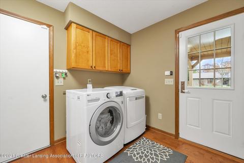 1841 Persimmon Path, Holt, MI 48842 photo 14