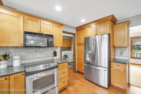 1841 Persimmon Path, Holt, MI 48842 photo 13