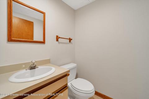 1841 Persimmon Path, Holt, MI 48842 photo 35