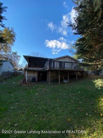 548 Cosmopolitan, Marshall, MI 49068 photo 4