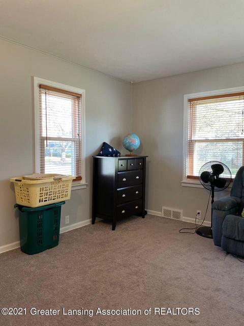1007 Maycroft Rd, Lansing, MI 48917 photo 31
