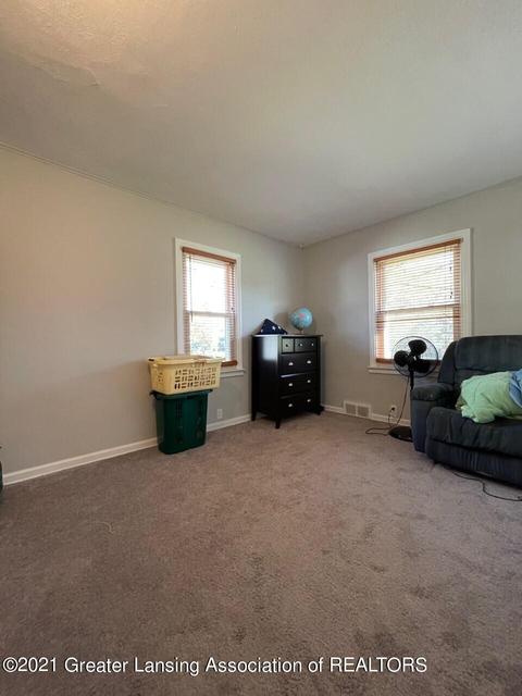1007 Maycroft Rd, Lansing, MI 48917 photo 33