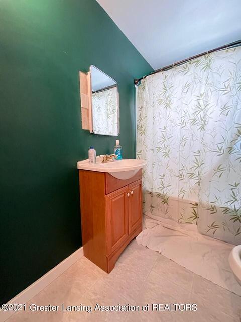 1007 Maycroft Rd, Lansing, MI 48917 photo 40