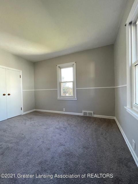 1007 Maycroft Rd, Lansing, MI 48917 photo 36