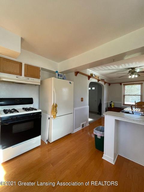 1007 Maycroft Rd, Lansing, MI 48917 photo 20