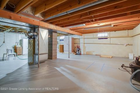 1114 Schavey Rd, Dewitt, MI 48820 photo 14