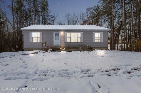 6059 Young Rd, Jackson, MI 49201 photo 1